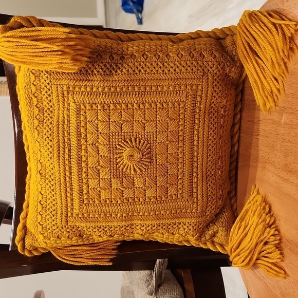 Vintage Other - 1970s Bargello Needlepoint Pillow with Tassels Harvest Gold 13"×13"